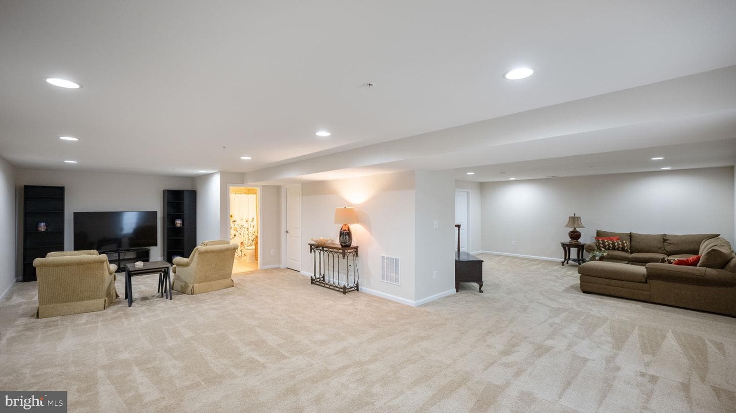 22800 Glacier Lily Drive photo 26