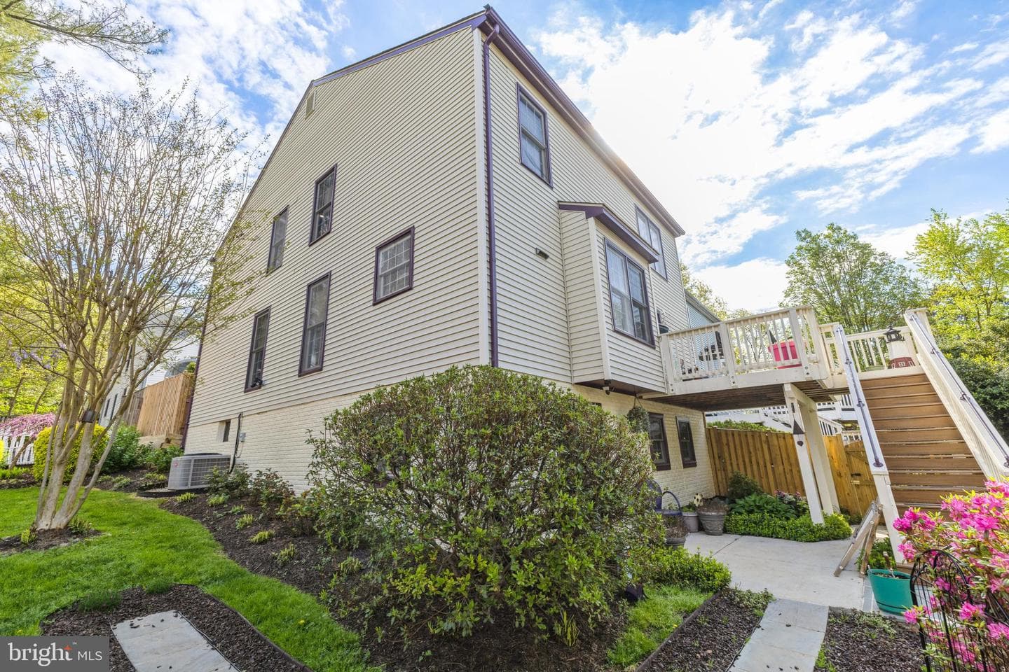 132 Water Street photo 18
