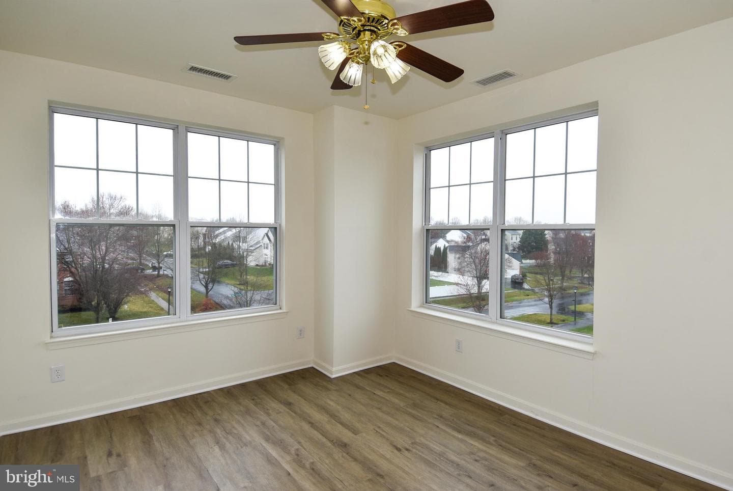14301 Kings Crossing Boulevard #307 photo 27