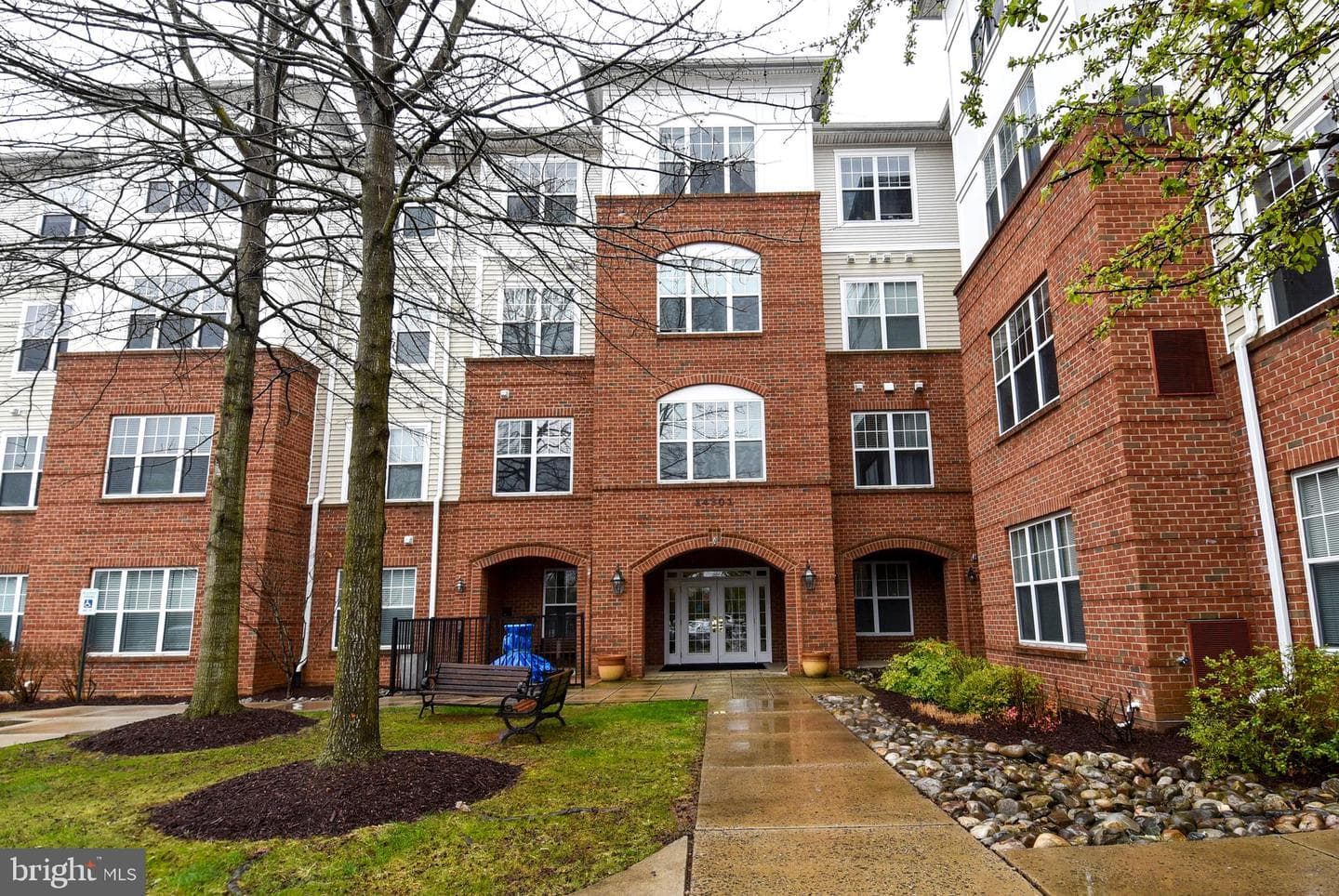 14301 Kings Crossing Boulevard #307 photo 3