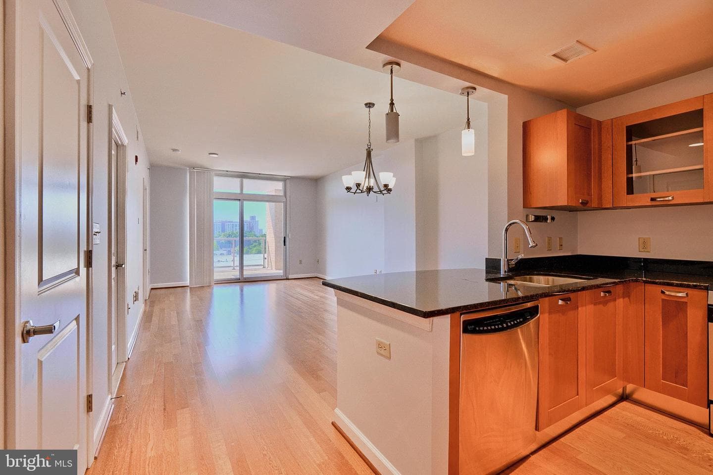 5750 Bou Avenue #810 photo 2