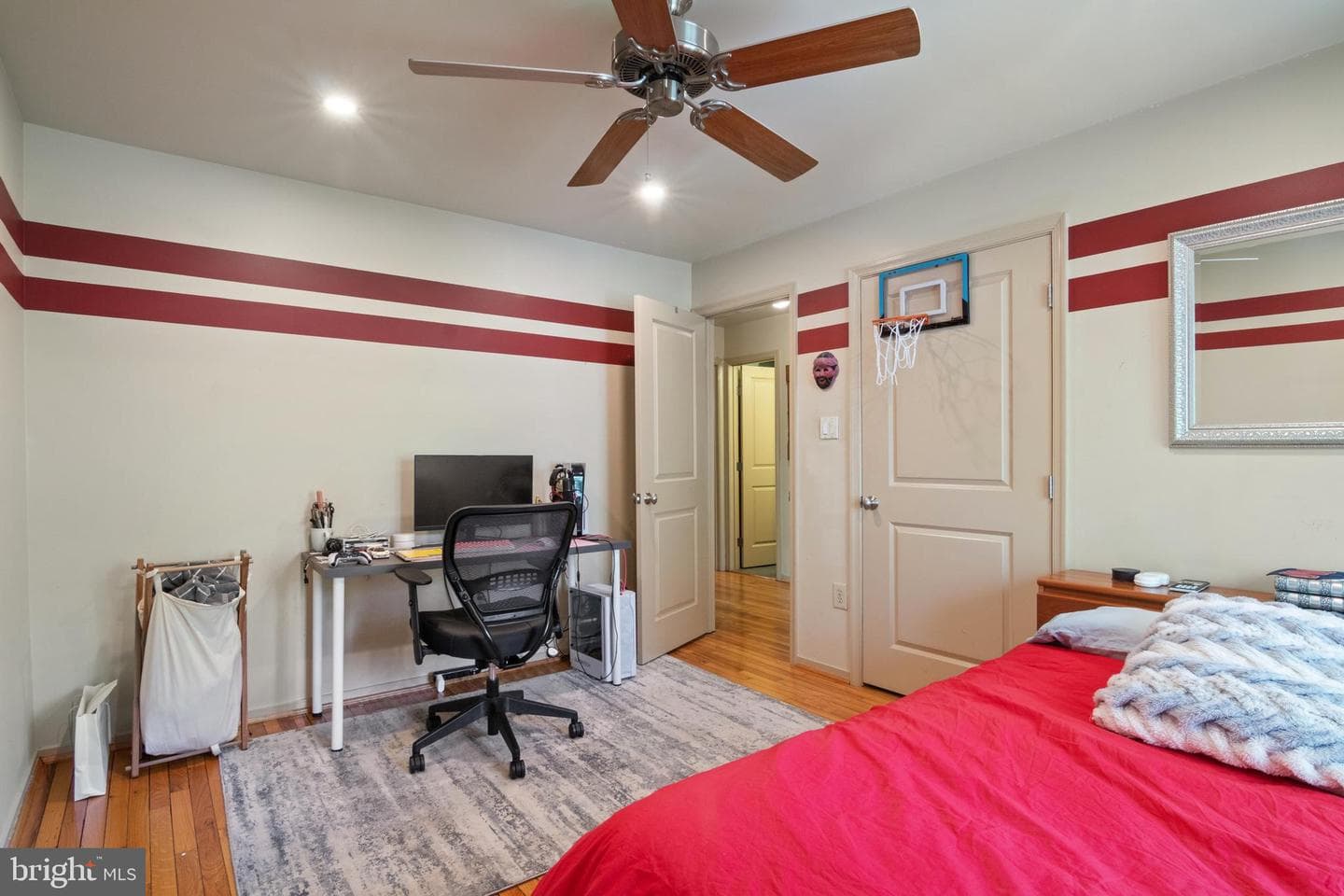 6604 River Trail Court photo 32