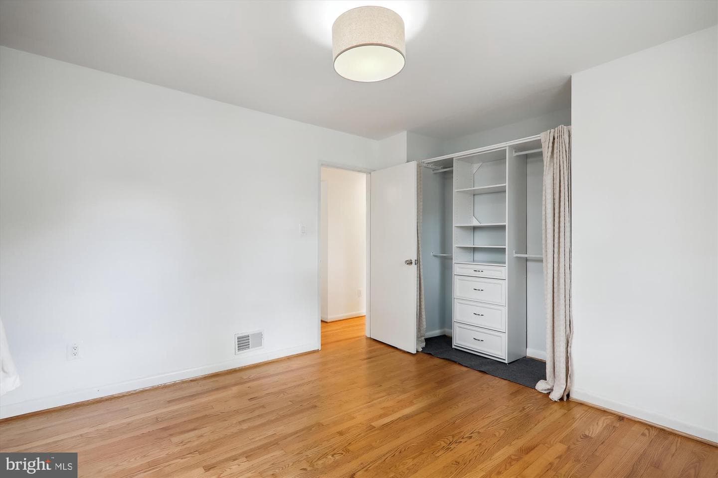 11501 Ashley Drive photo 17