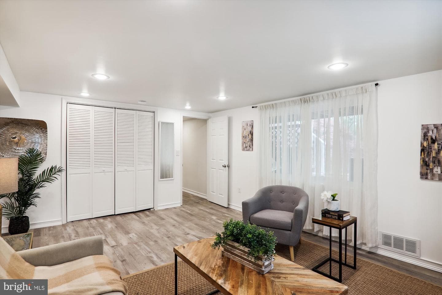 11501 Ashley Drive photo 32