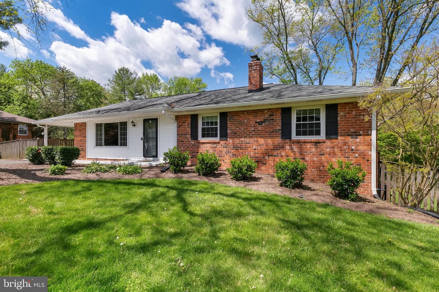 3712 Falling Green Road photo 3