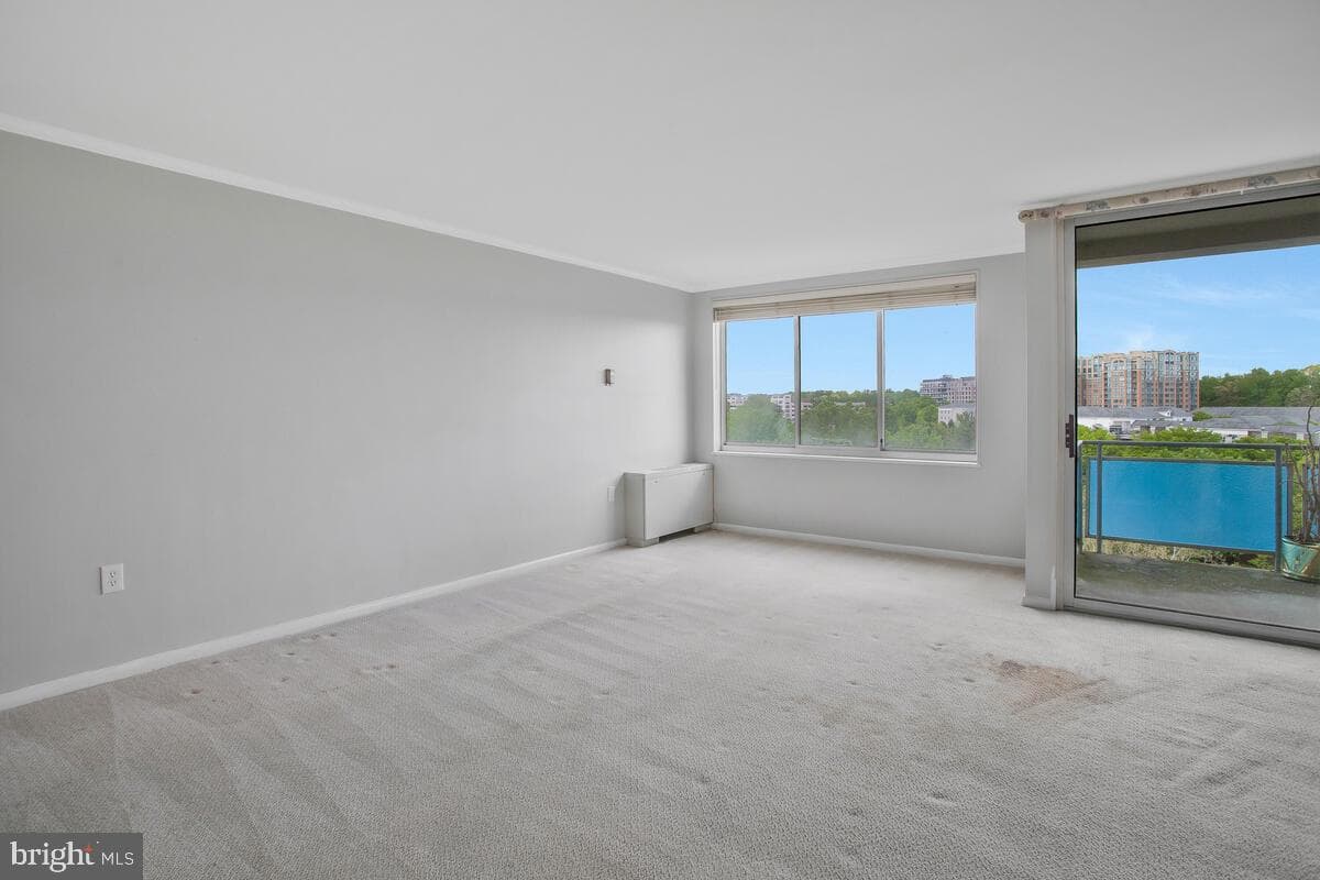 10201 Grosvenor Place #1017 photo 11