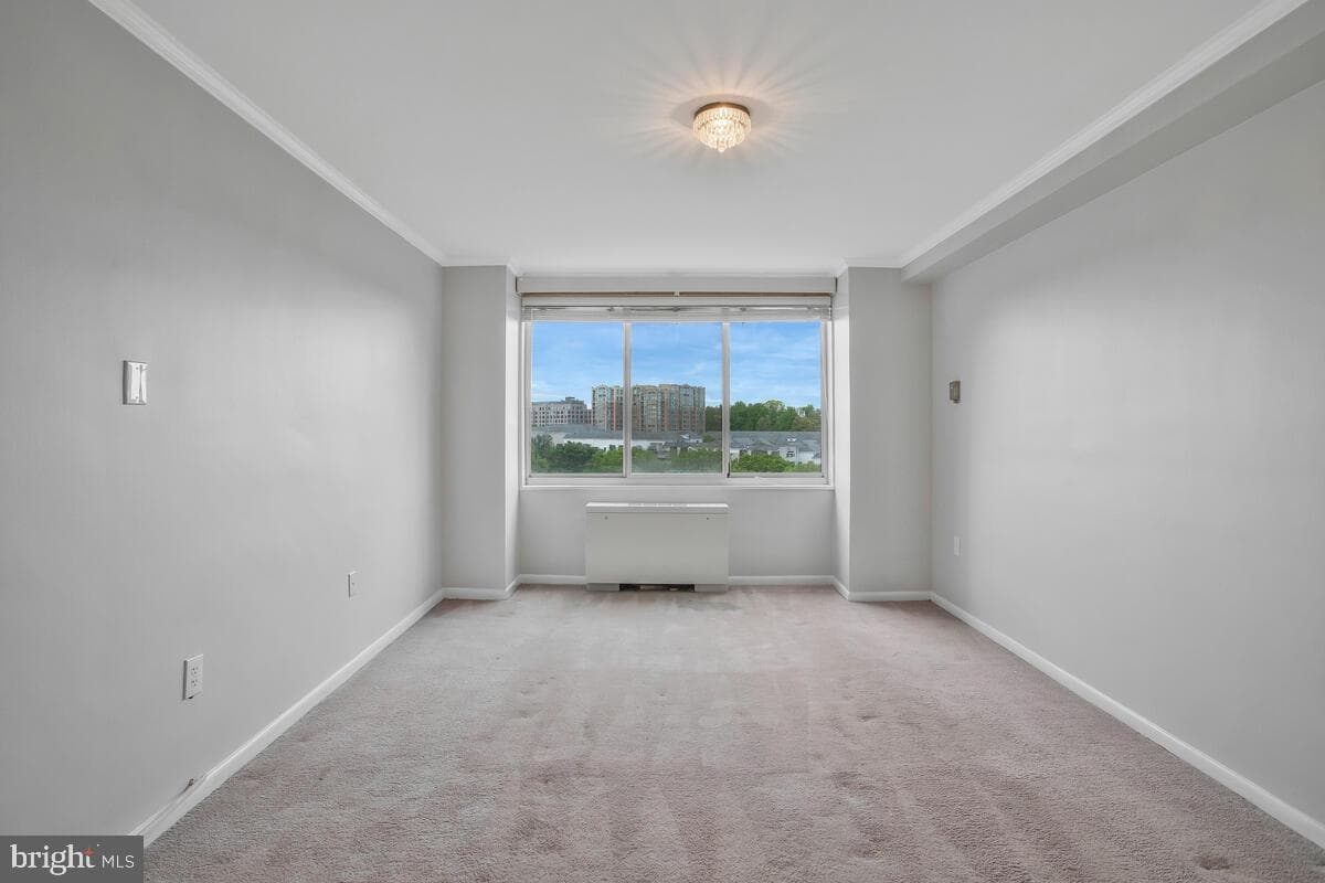 10201 Grosvenor Place #1017 photo 18