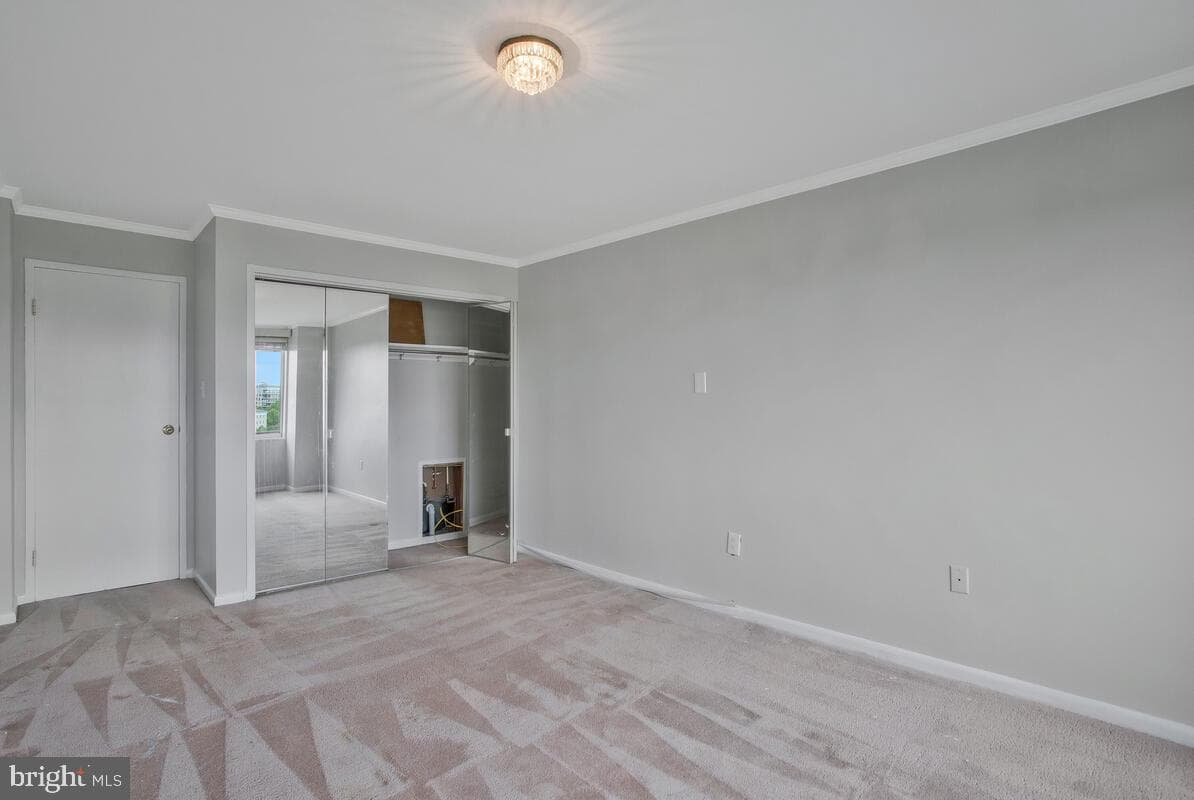 10201 Grosvenor Place #1017 photo 20