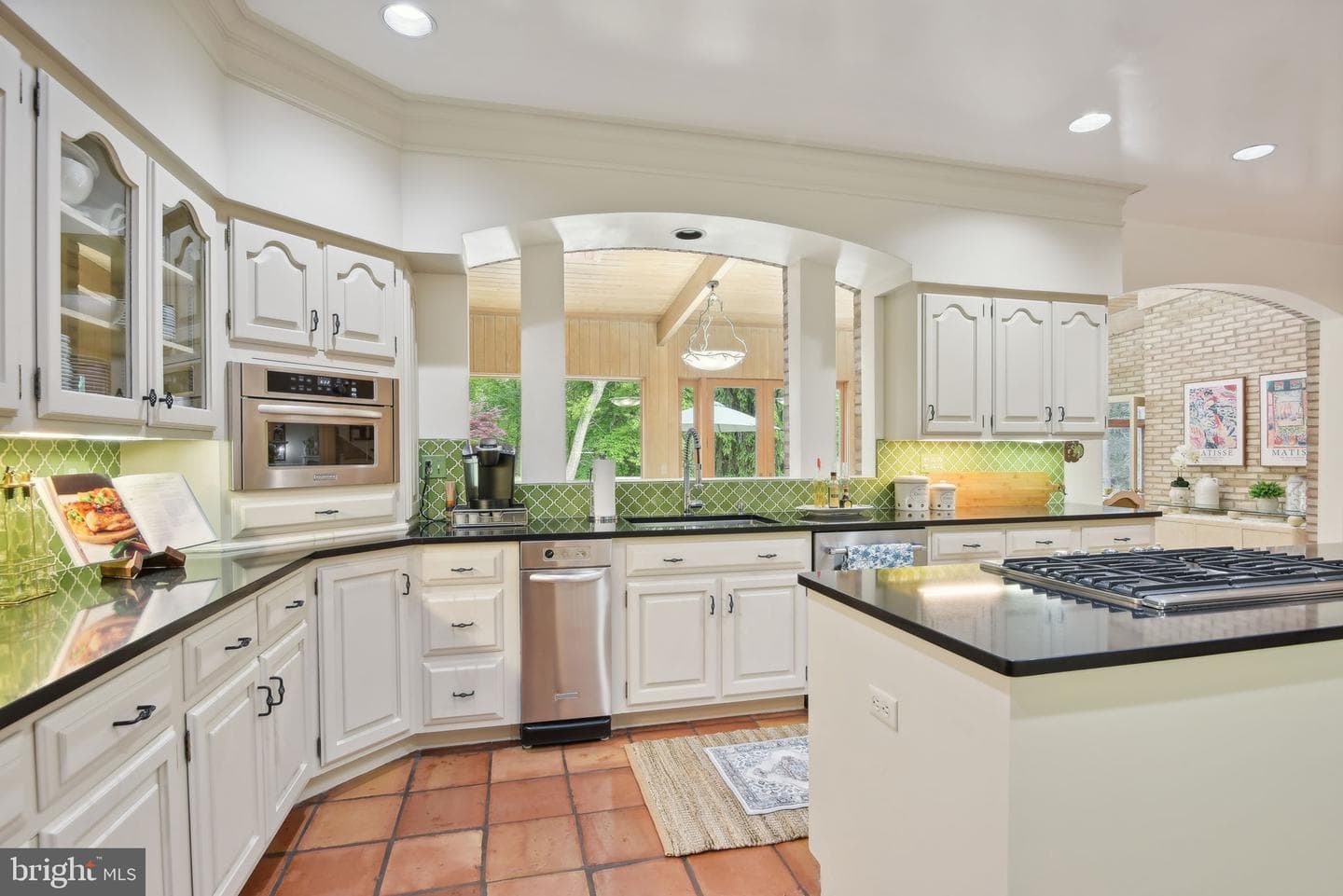 9939 Bentcross Drive photo 12