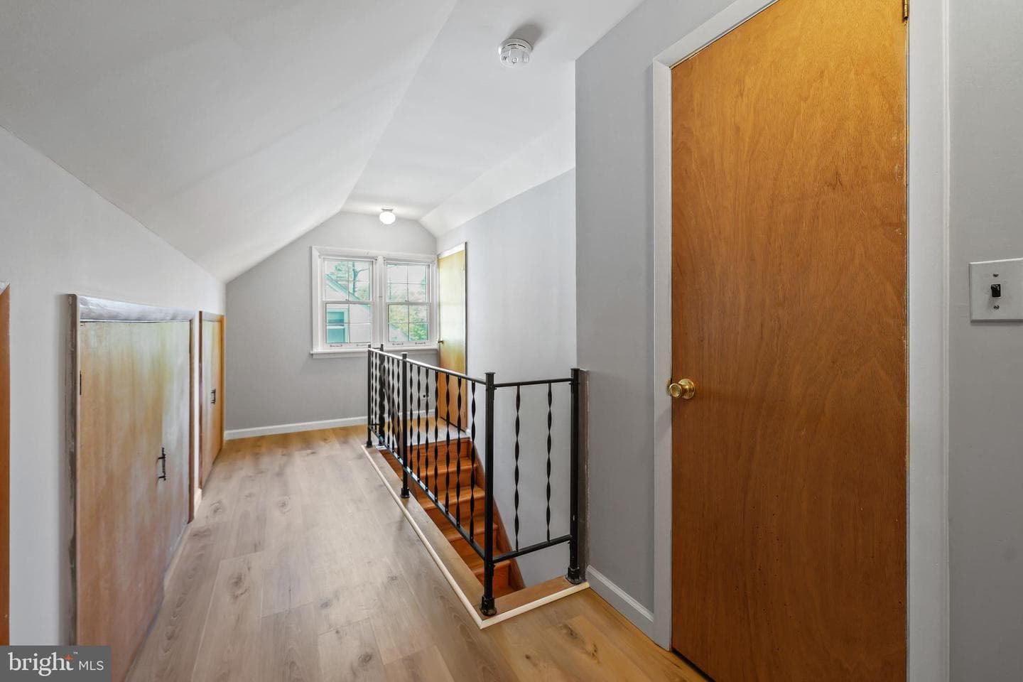 10210 Procter Street photo 28