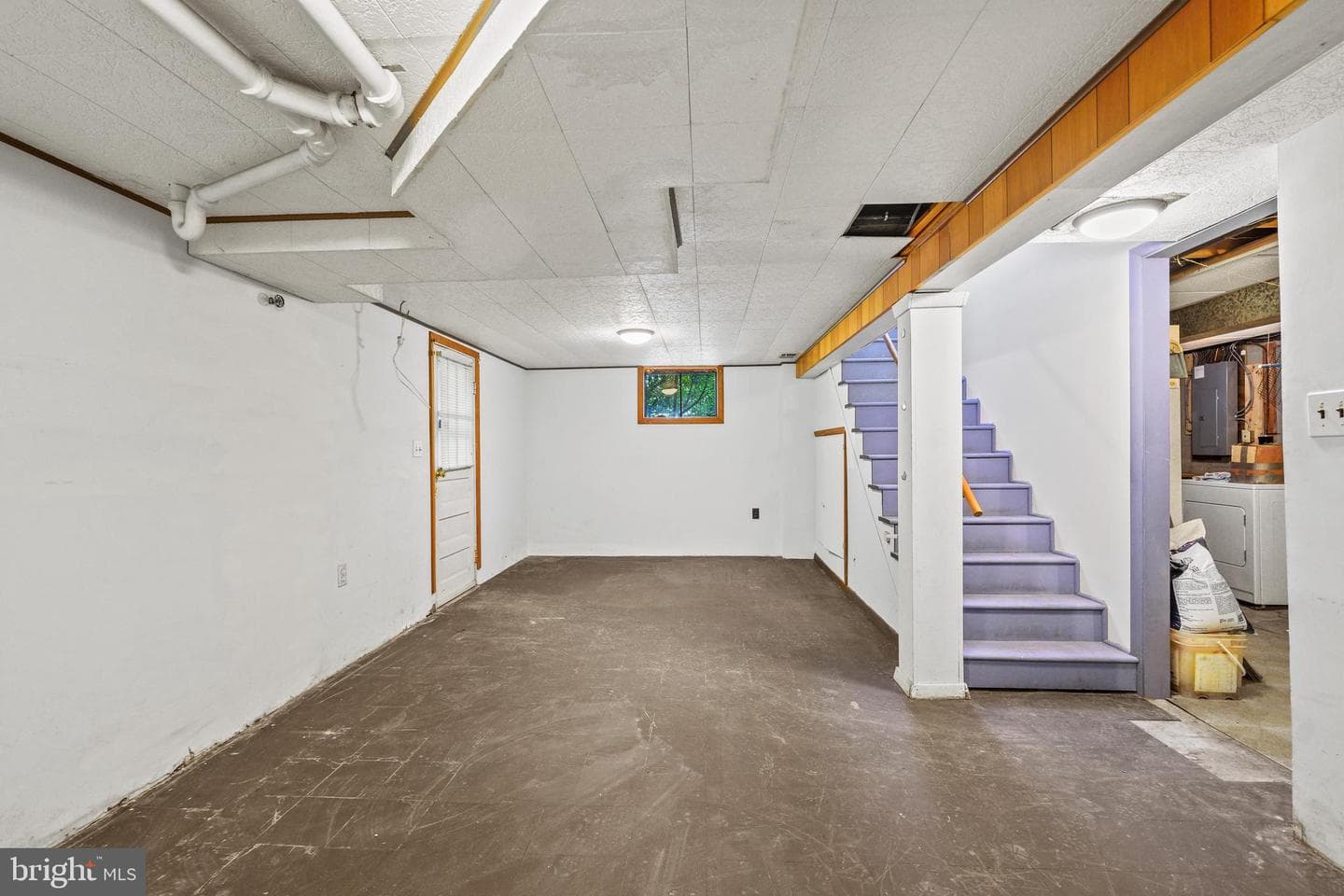 10210 Procter Street photo 34