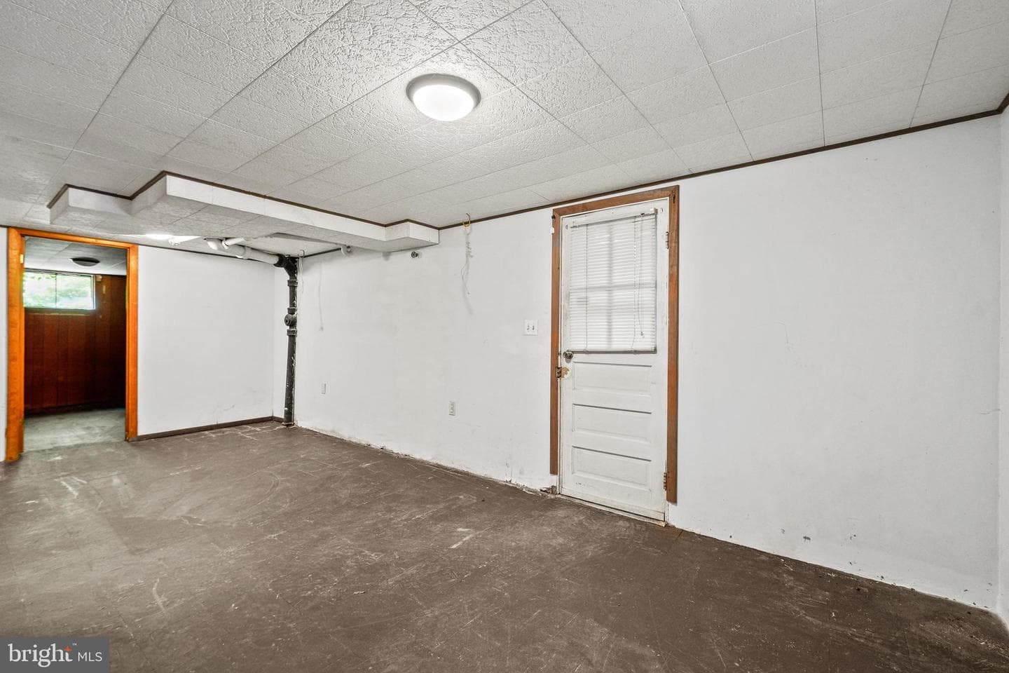 10210 Procter Street photo 36
