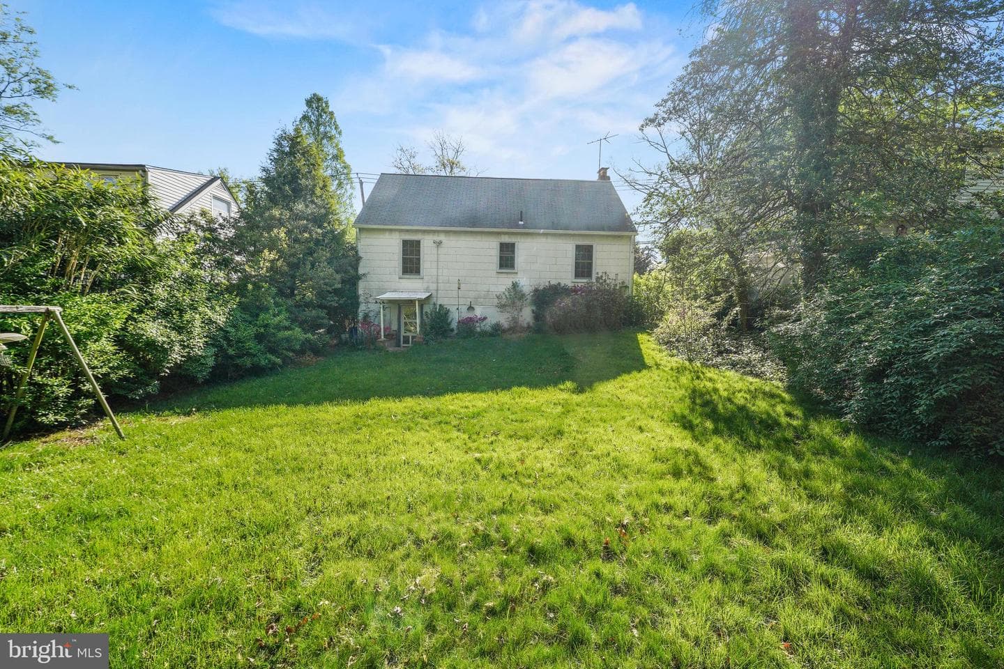 10210 Procter Street photo 38