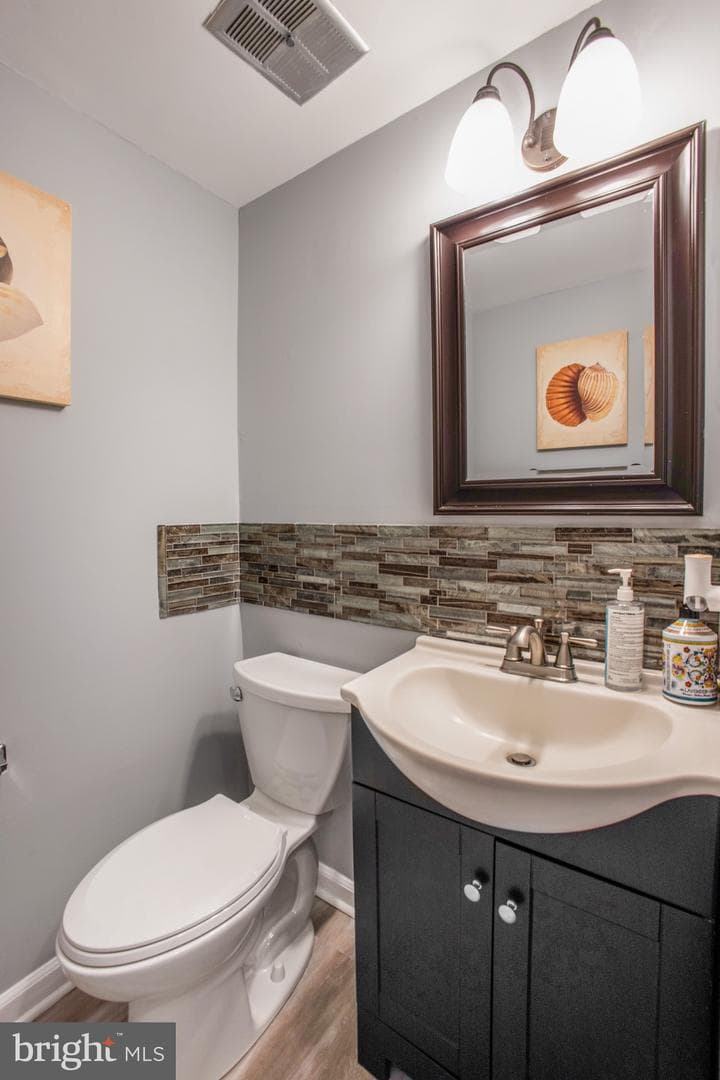 14726 Valiant Terrace #14-151 photo 30