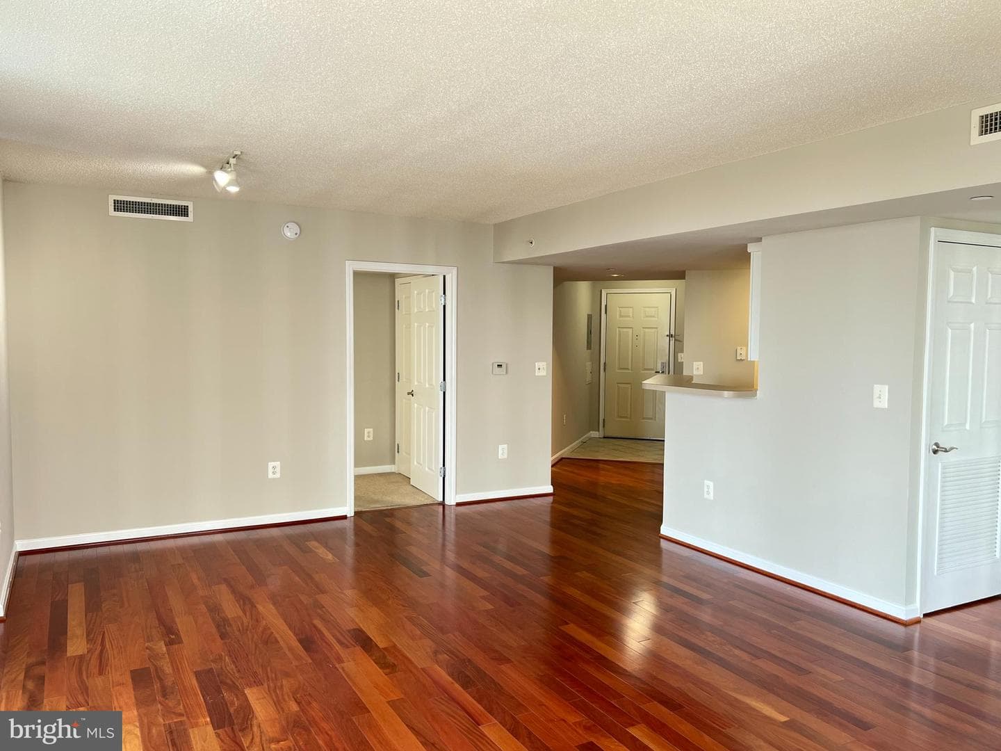 11710 Old Georgetown Road #730 photo 3