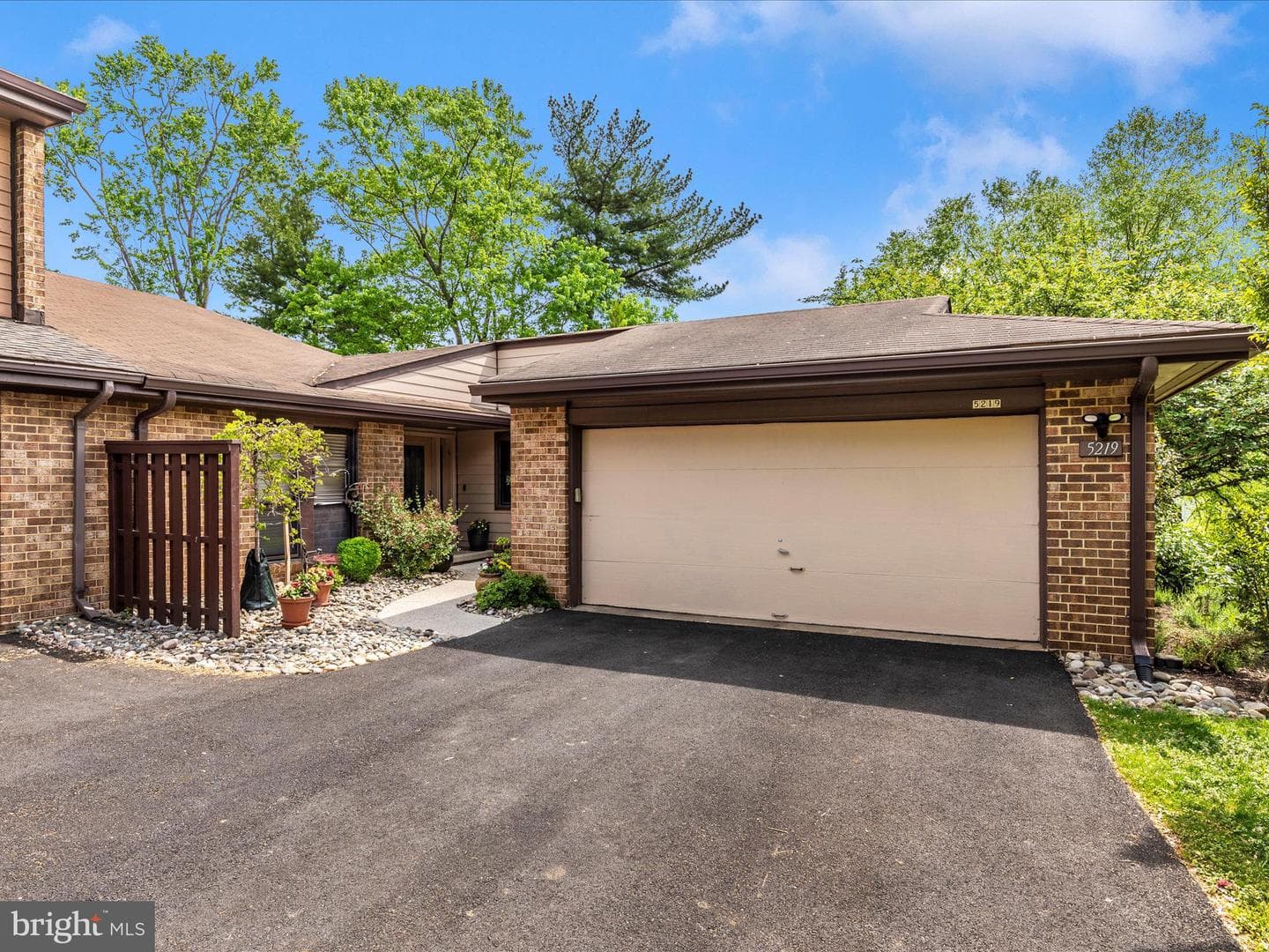 5219 Strathmore Avenue photo 44
