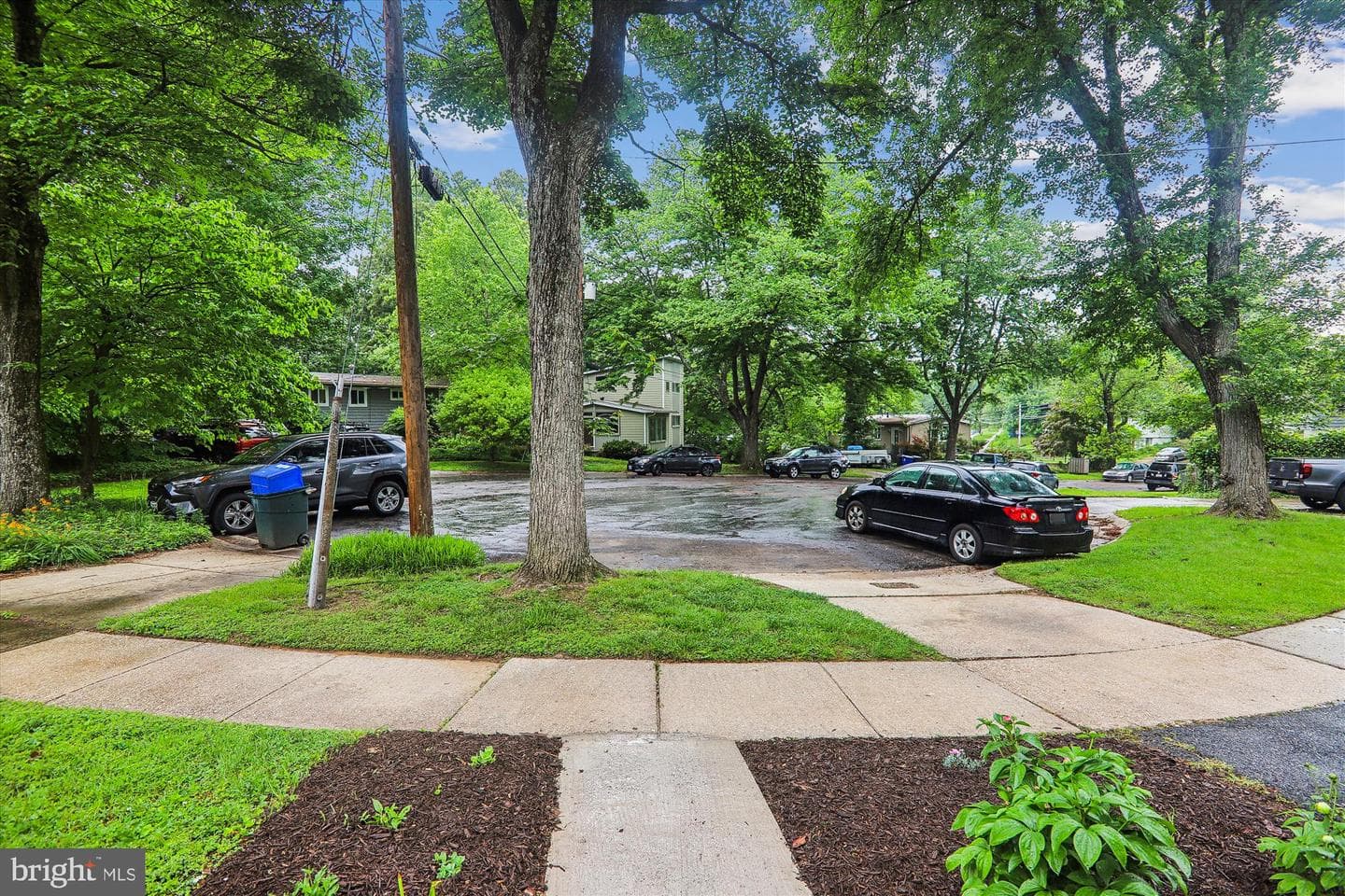 3920 Denfeld Court photo 4