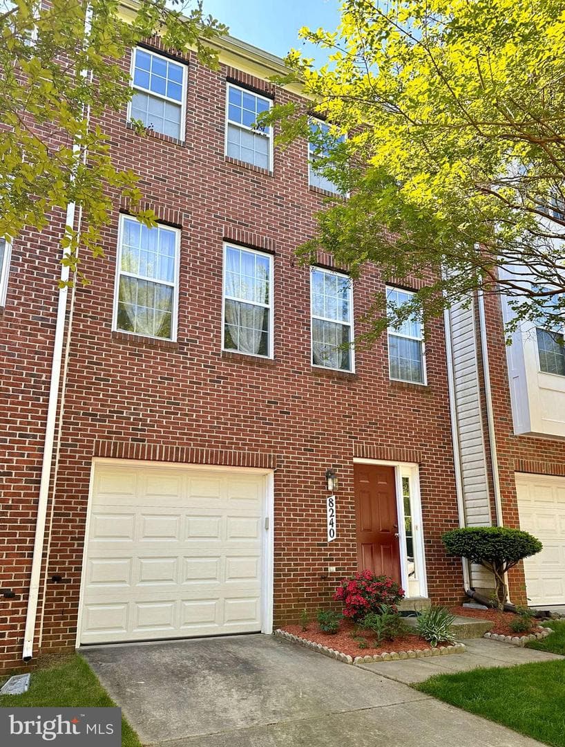 8240 Ironclad Court photo 37