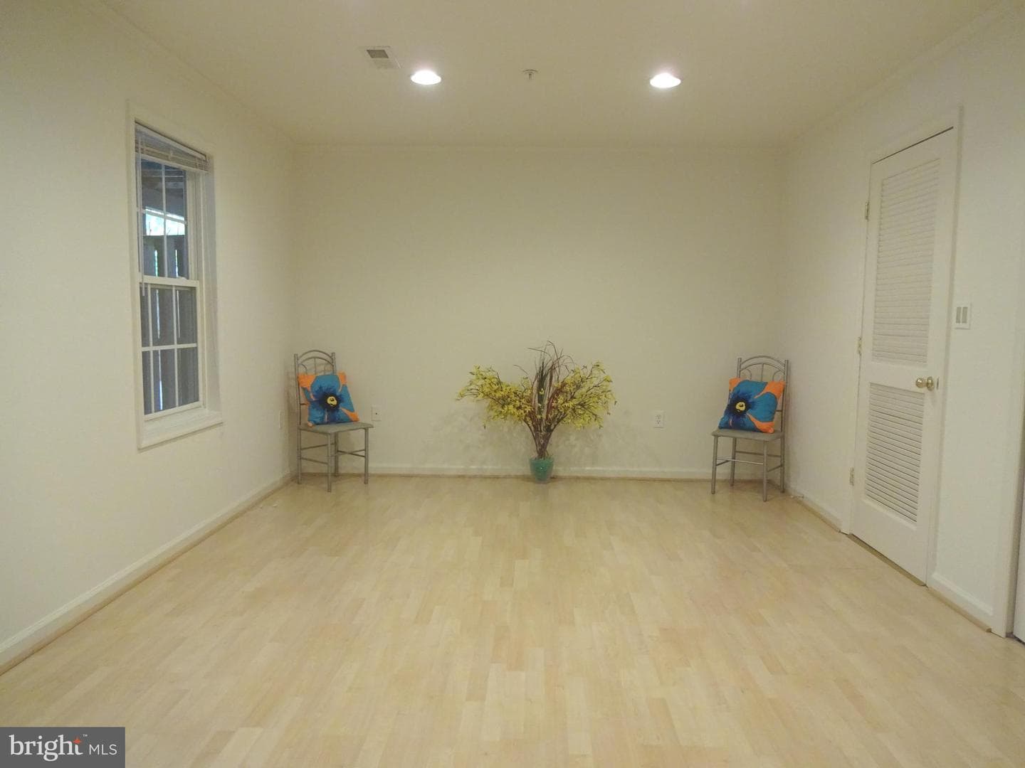 8240 Ironclad Court photo 6