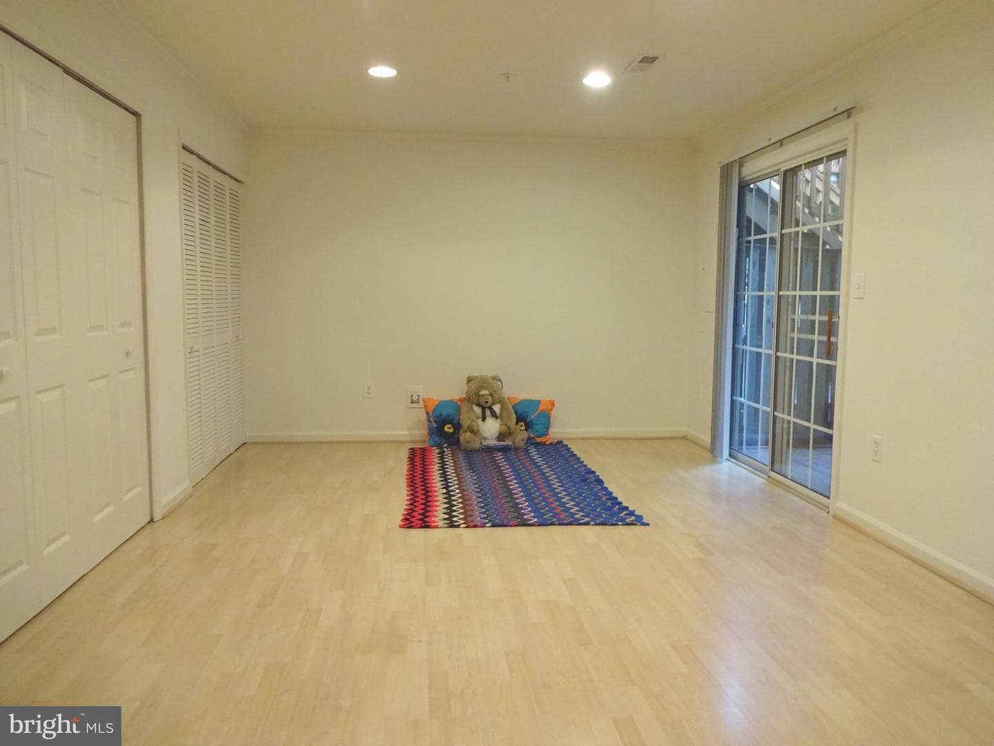 8240 Ironclad Court photo 7