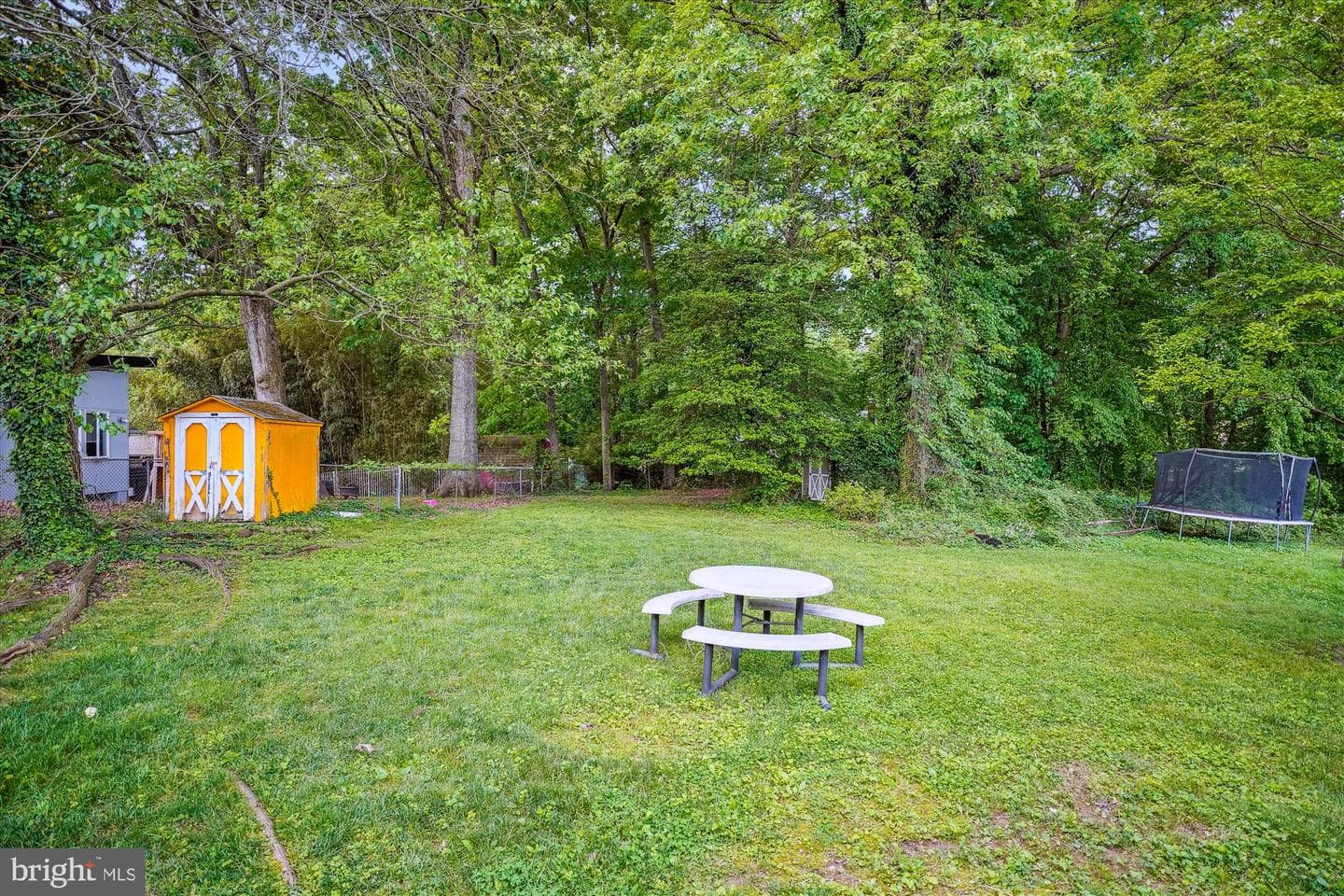 7902 Glenside Drive photo 8