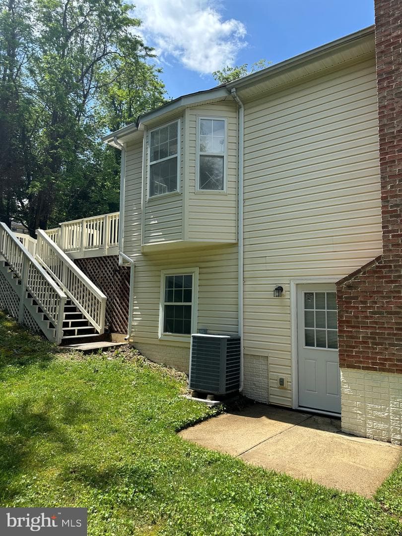 10458 Carlyn Ridge Road photo 5