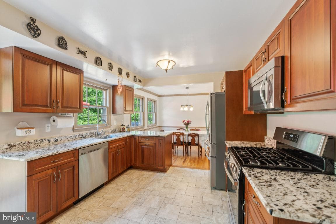 4837 Powder House Drive photo 11