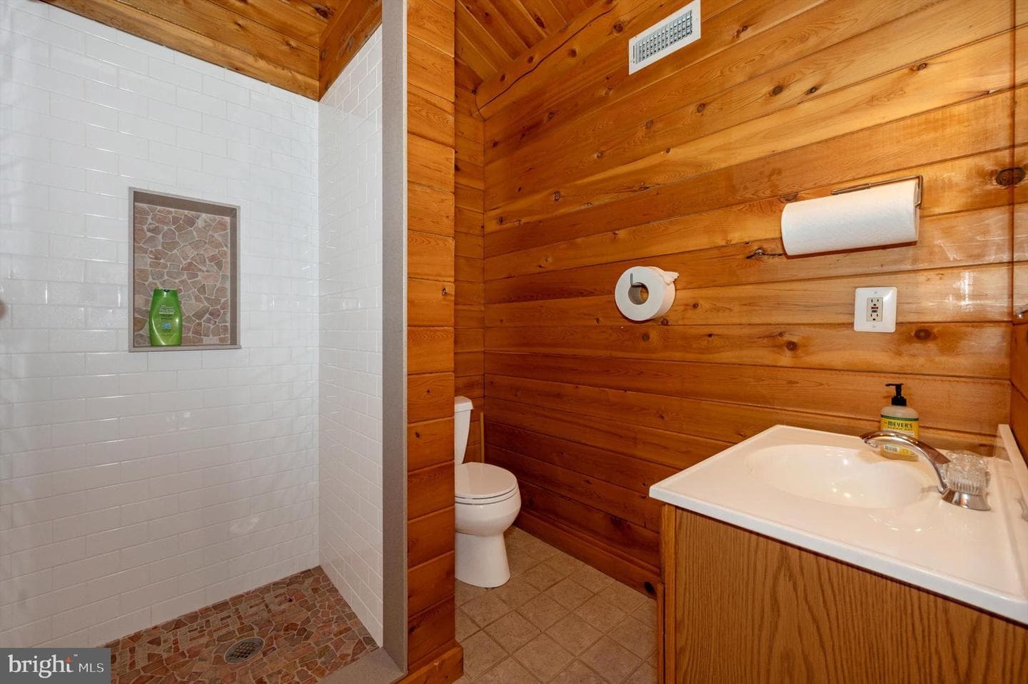 24220 Kings Valley Road photo 111