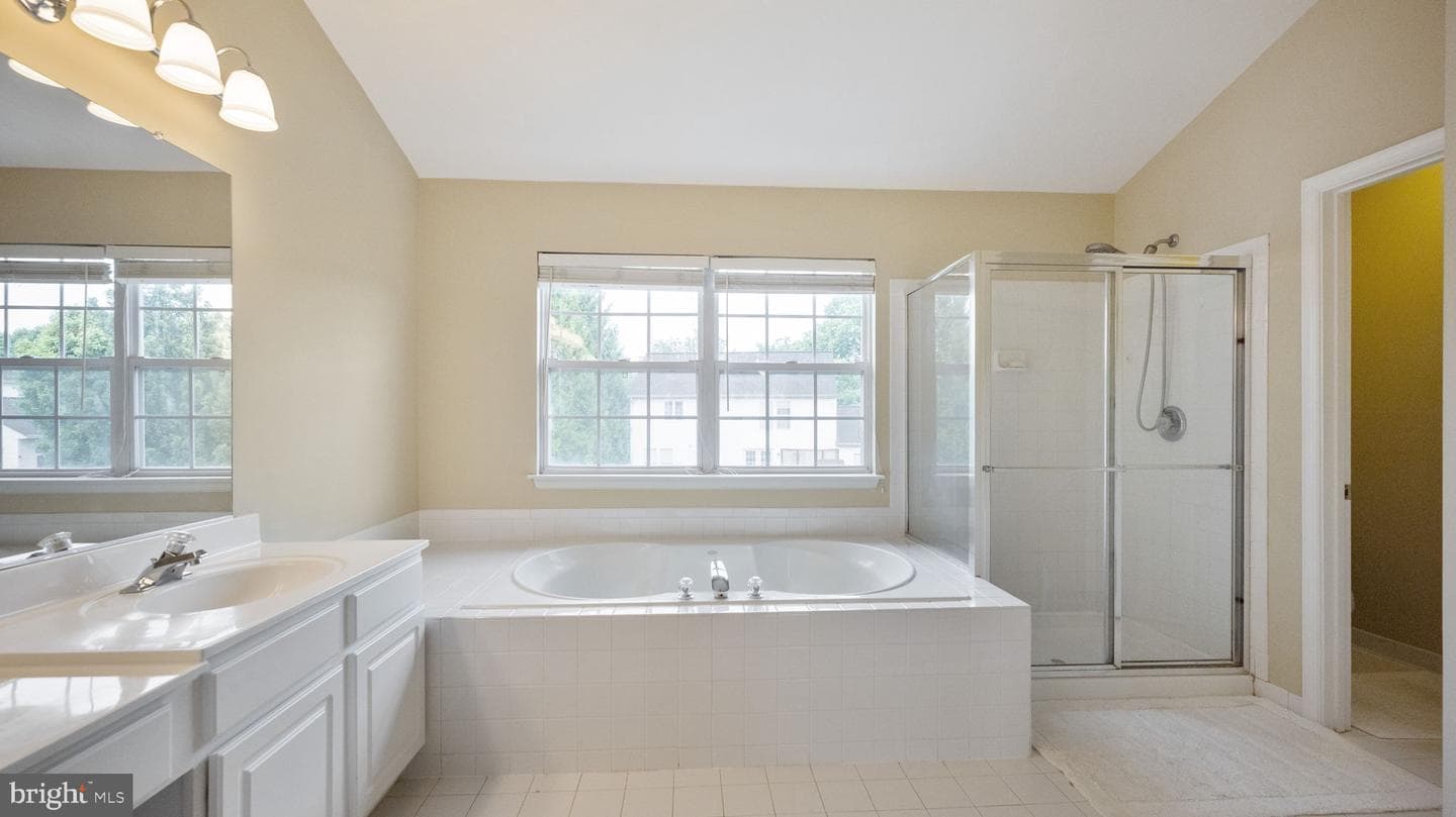 17908 Red Rocks Drive photo 24