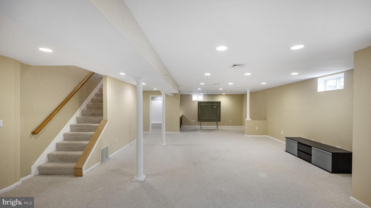 17908 Red Rocks Drive photo 29
