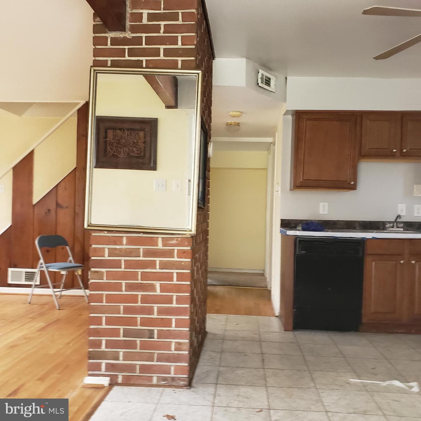 1611 Veirs Mill Road photo 4