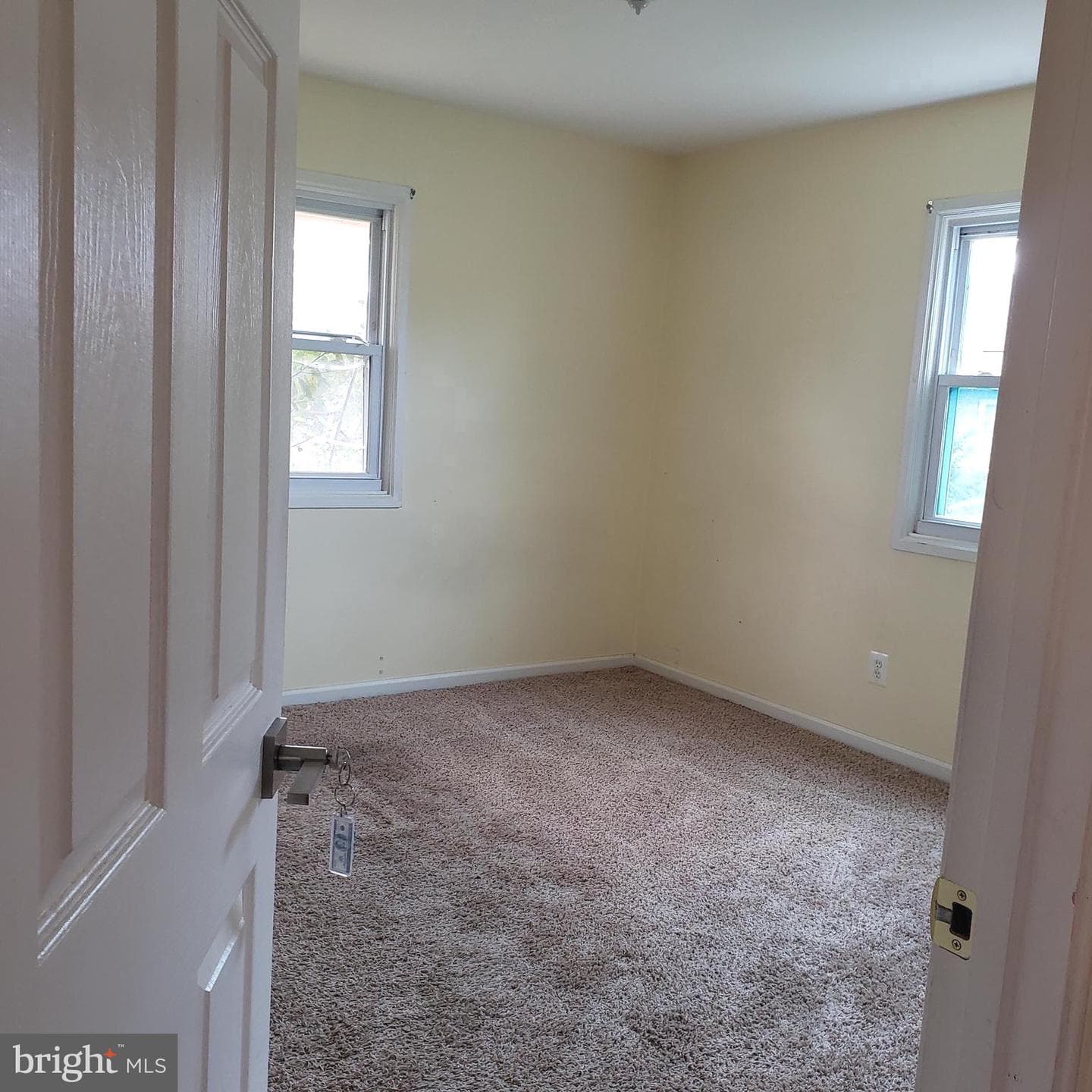 1611 Veirs Mill Road photo 9