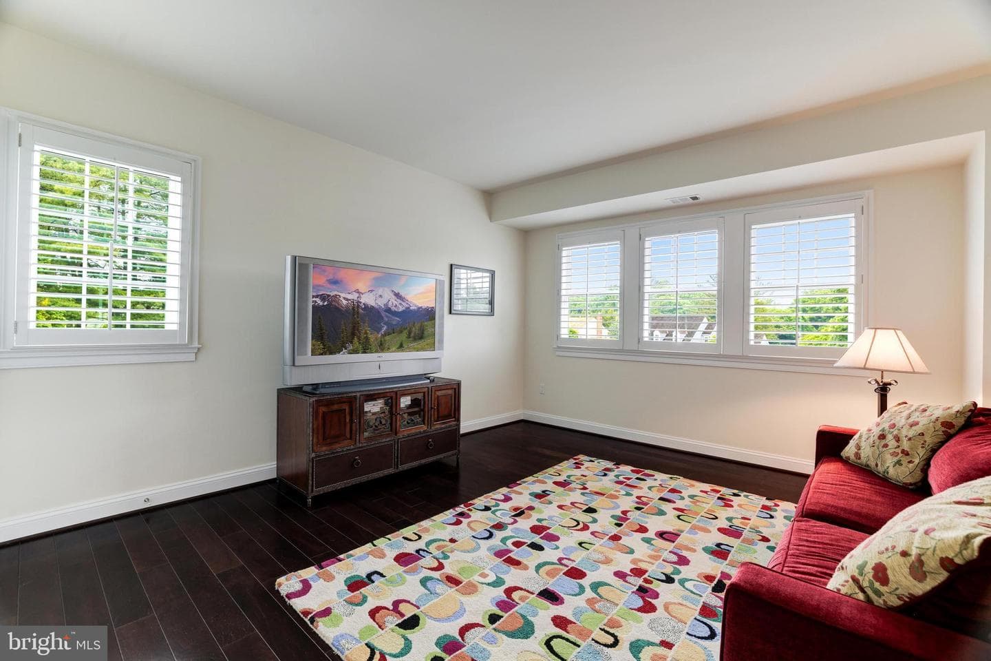 6502 Quaker Ridge Road photo 37