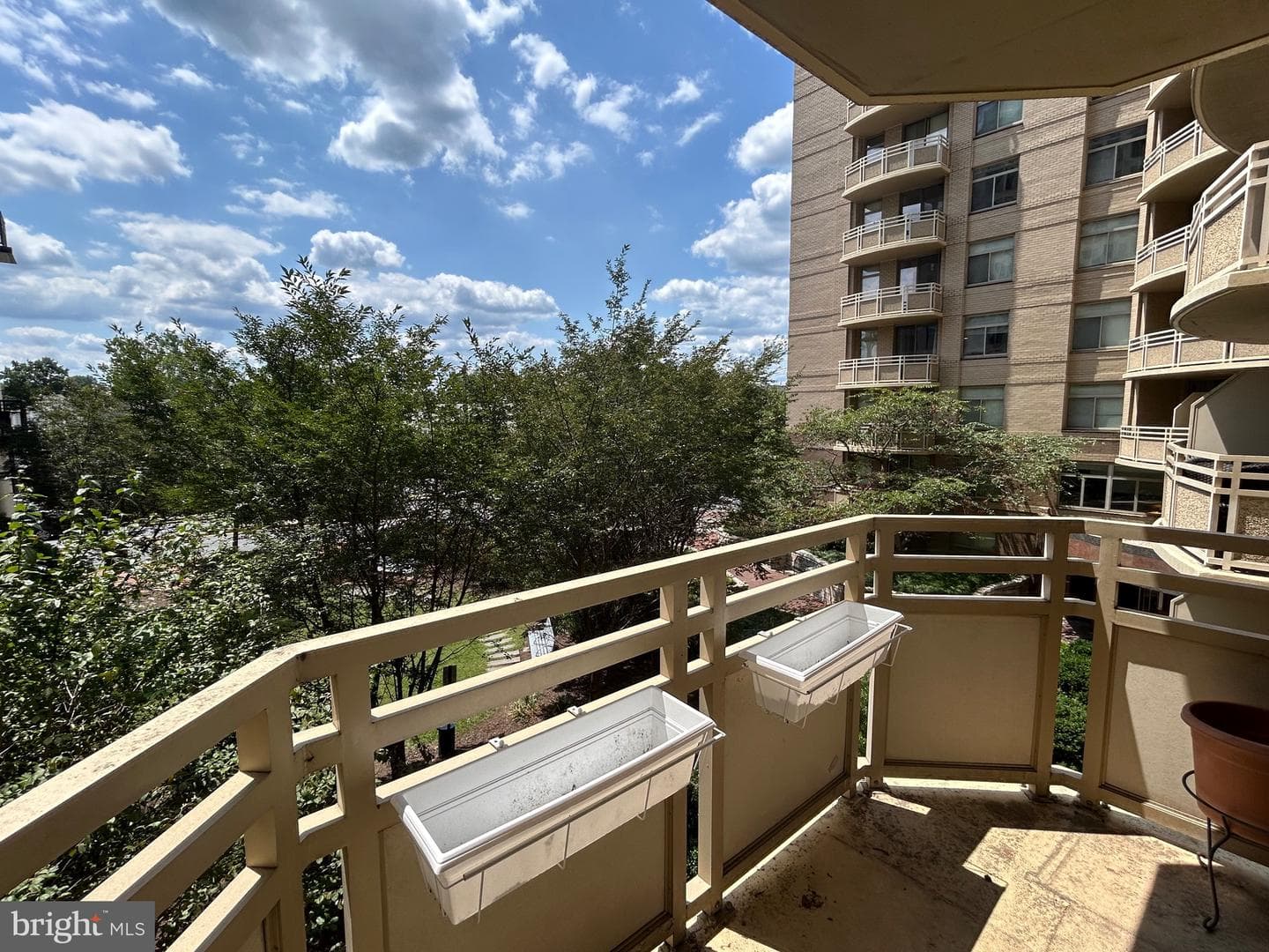 7111 Woodmont Avenue #315 photo 9