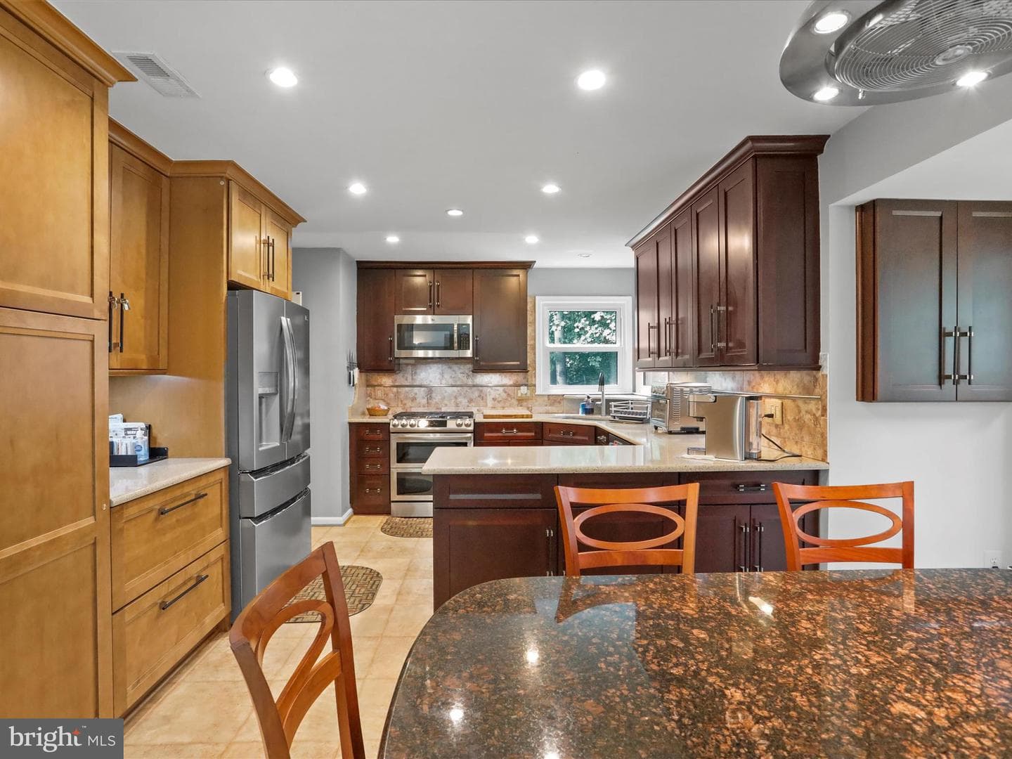 15604 Twin Valley Court photo 29