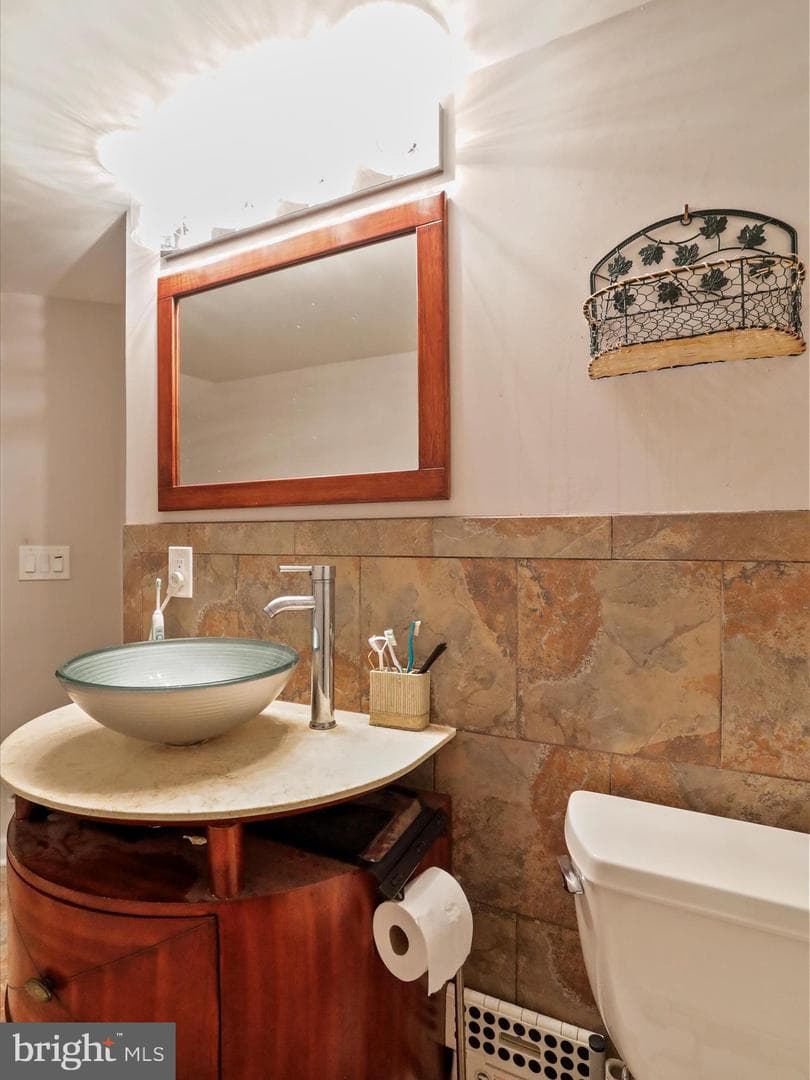 15604 Twin Valley Court photo 40