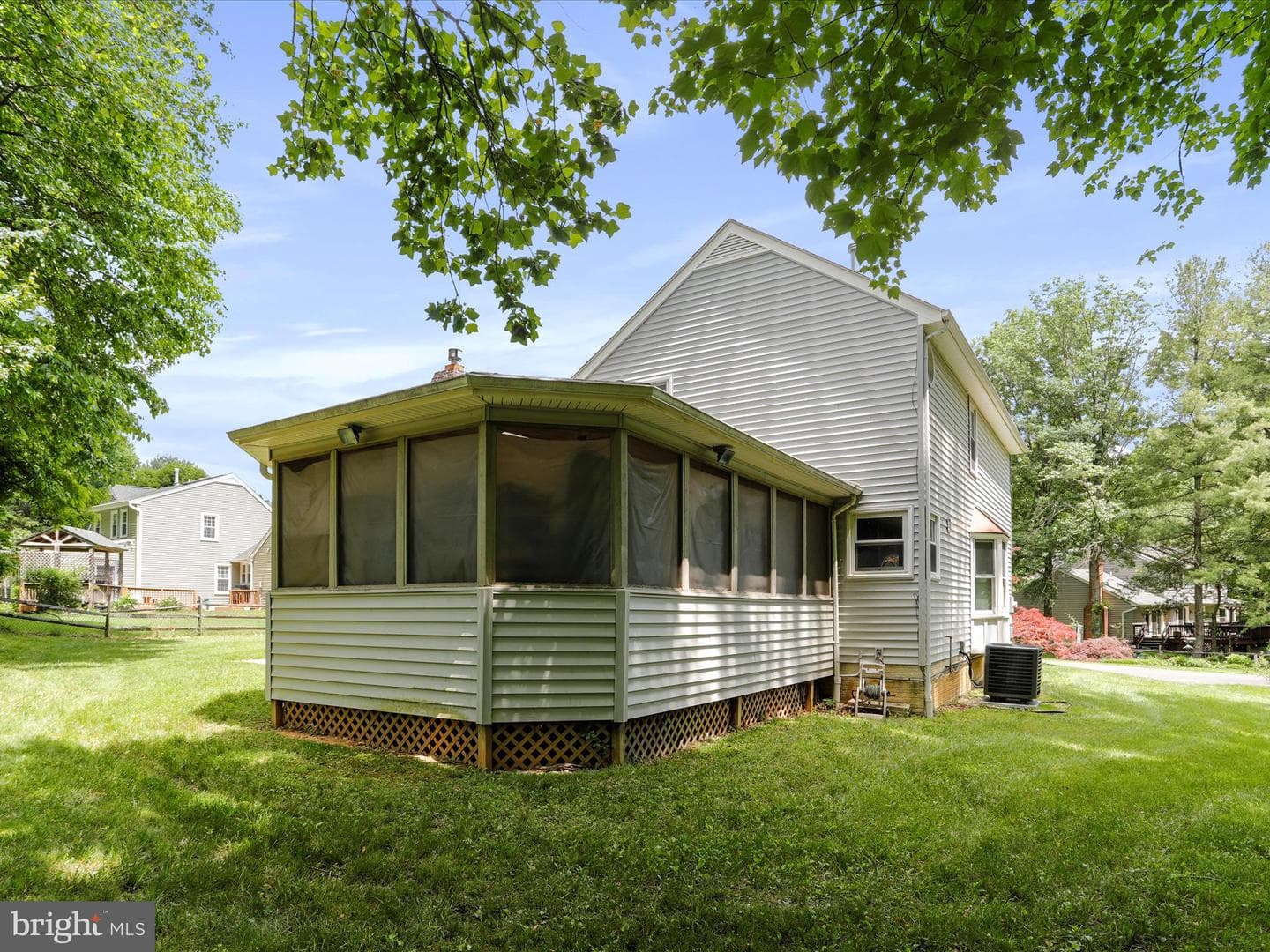 15604 Twin Valley Court photo 47