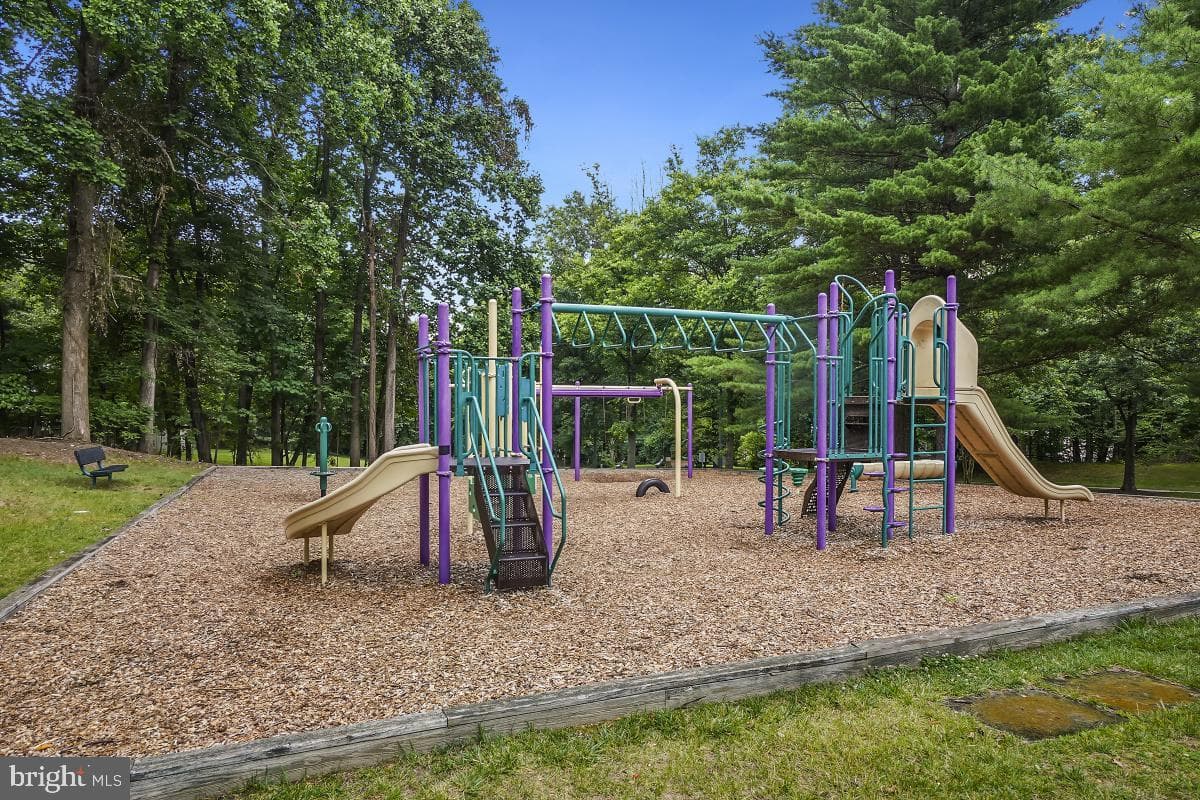 16 Wilcox Court photo 64