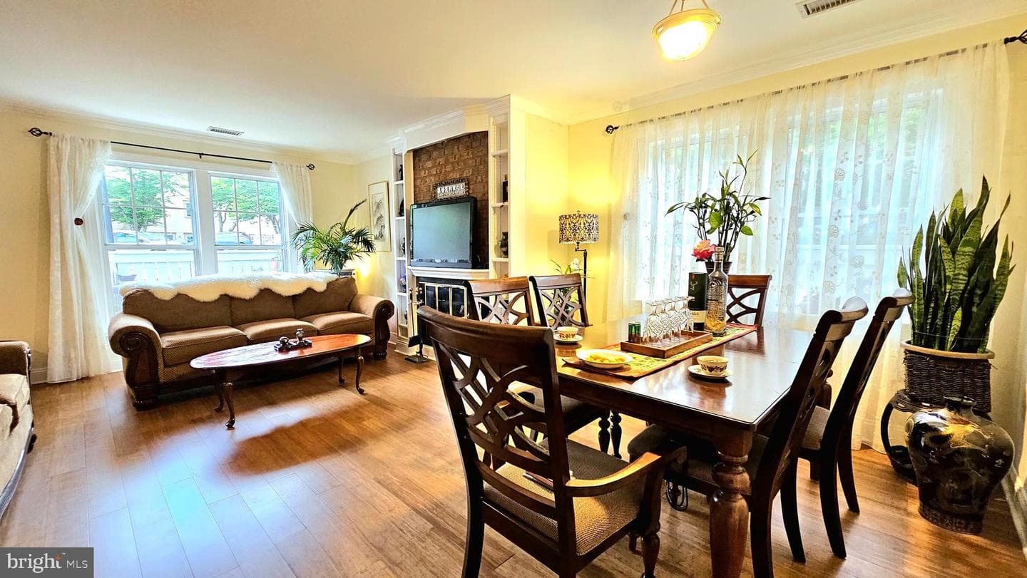 11463 Appledowre Way #5 photo 8