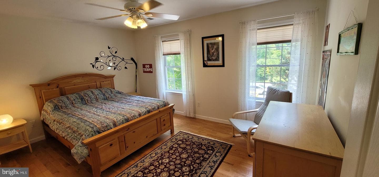 5820 Bradley Boulevard photo 27