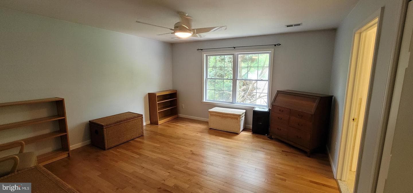 5820 Bradley Boulevard photo 37