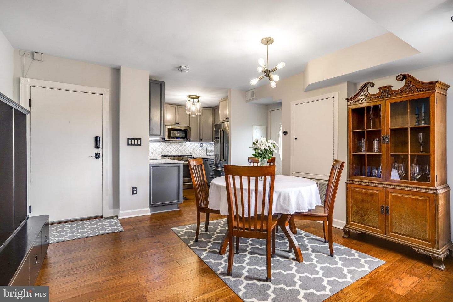 7611 Maple Avenue #803 photo 9