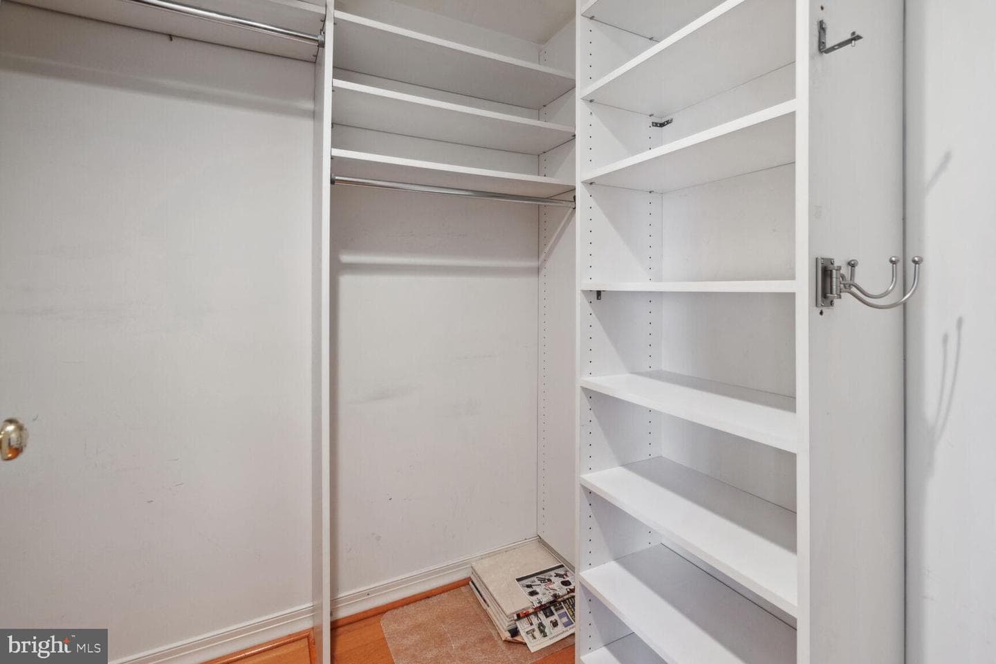 5809 Nicholson Lane #702 photo 16