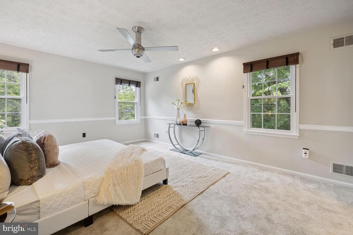 5 Crestview Court photo 19