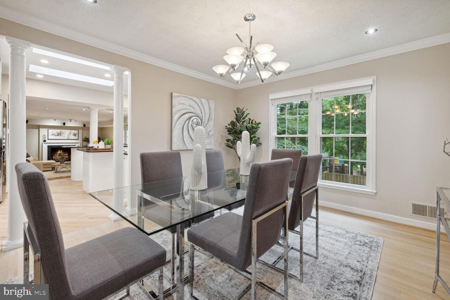5 Crestview Court photo 6