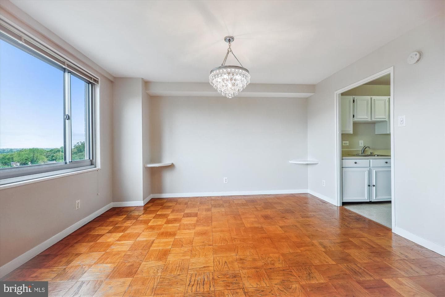 1900 Lyttonsville Road #1108 photo 11