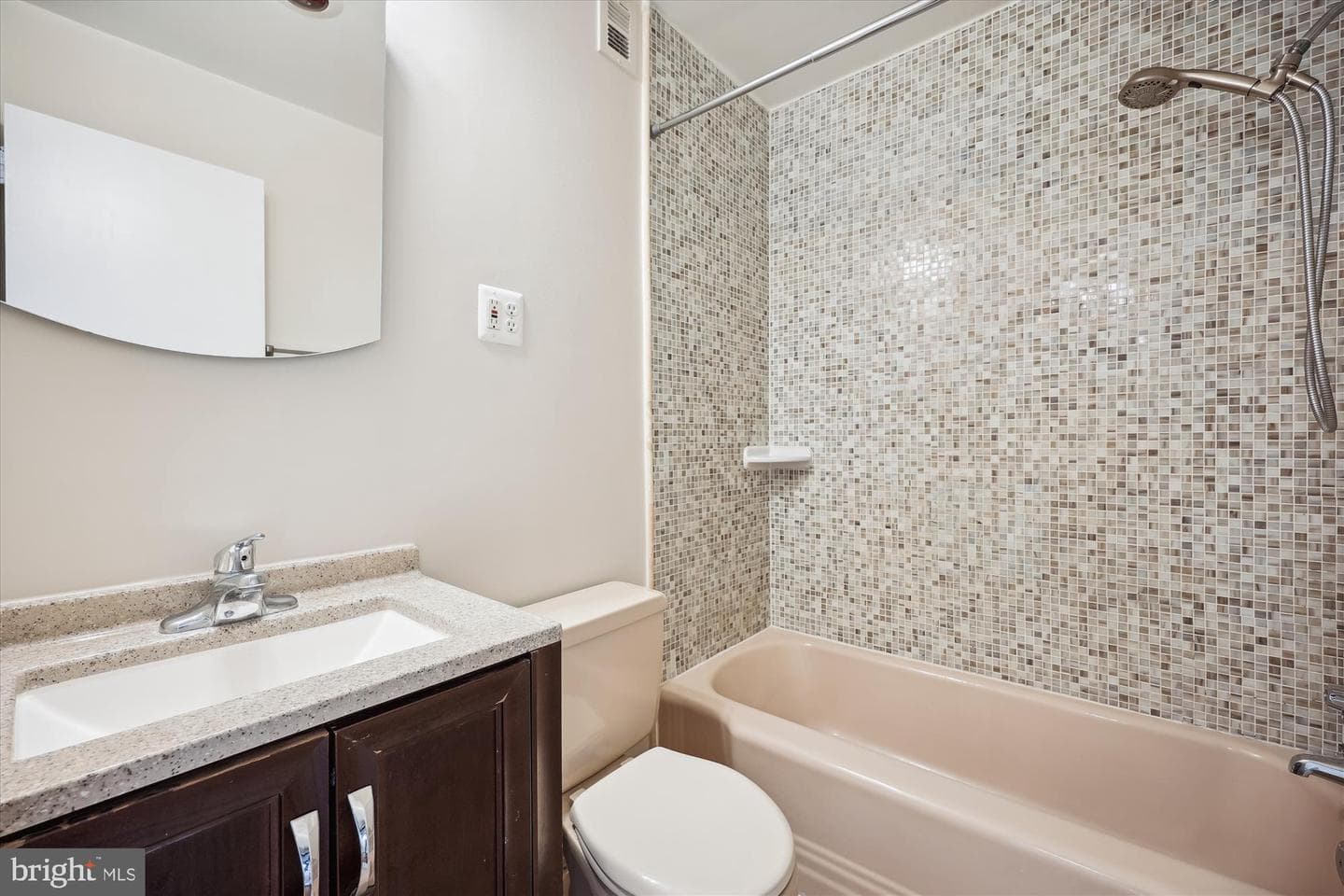 1900 Lyttonsville Road #1108 photo 32