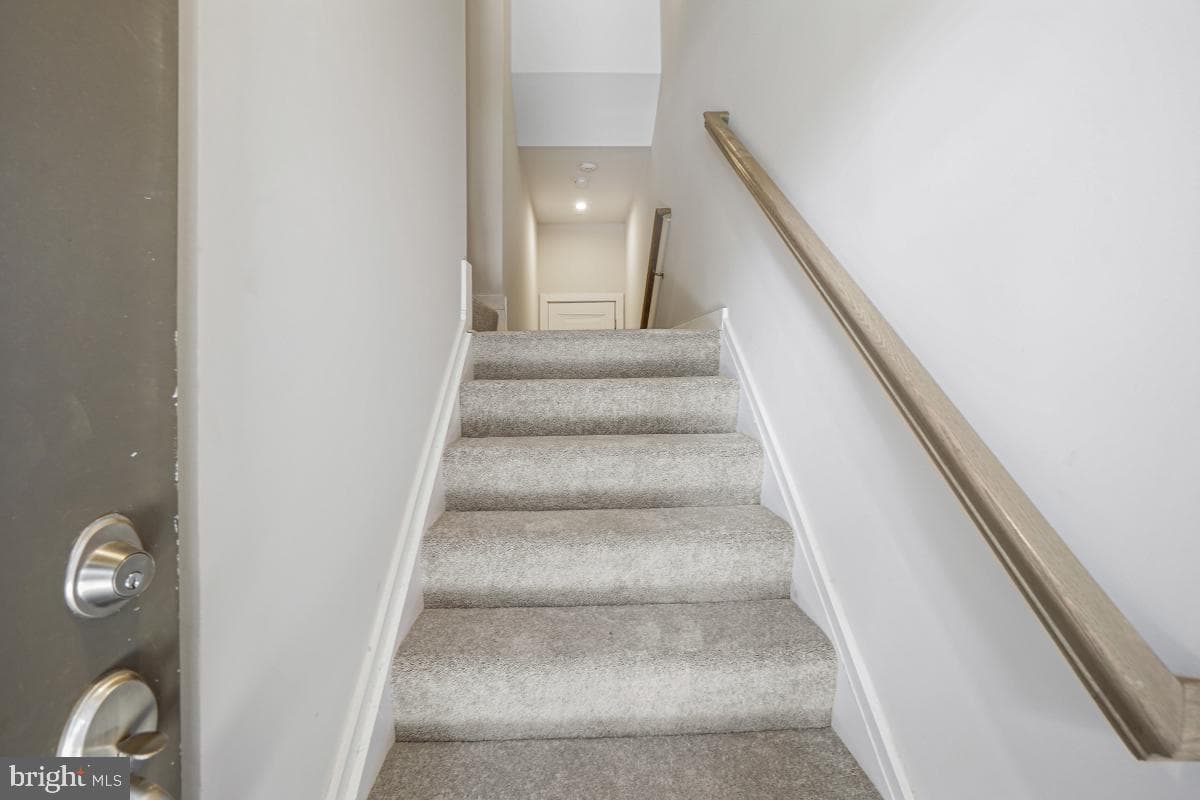 16304 Connors Way #22 photo 3