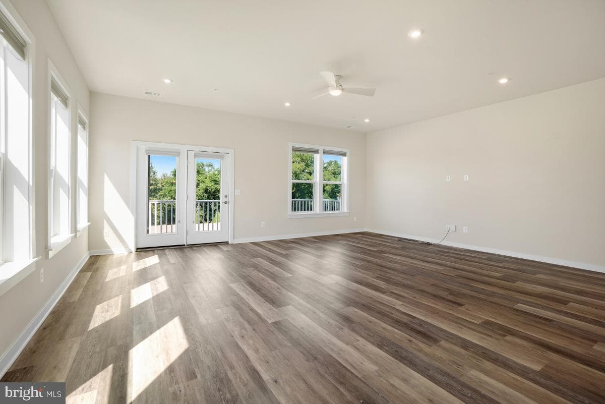16304 Connors Way #22 photo 7