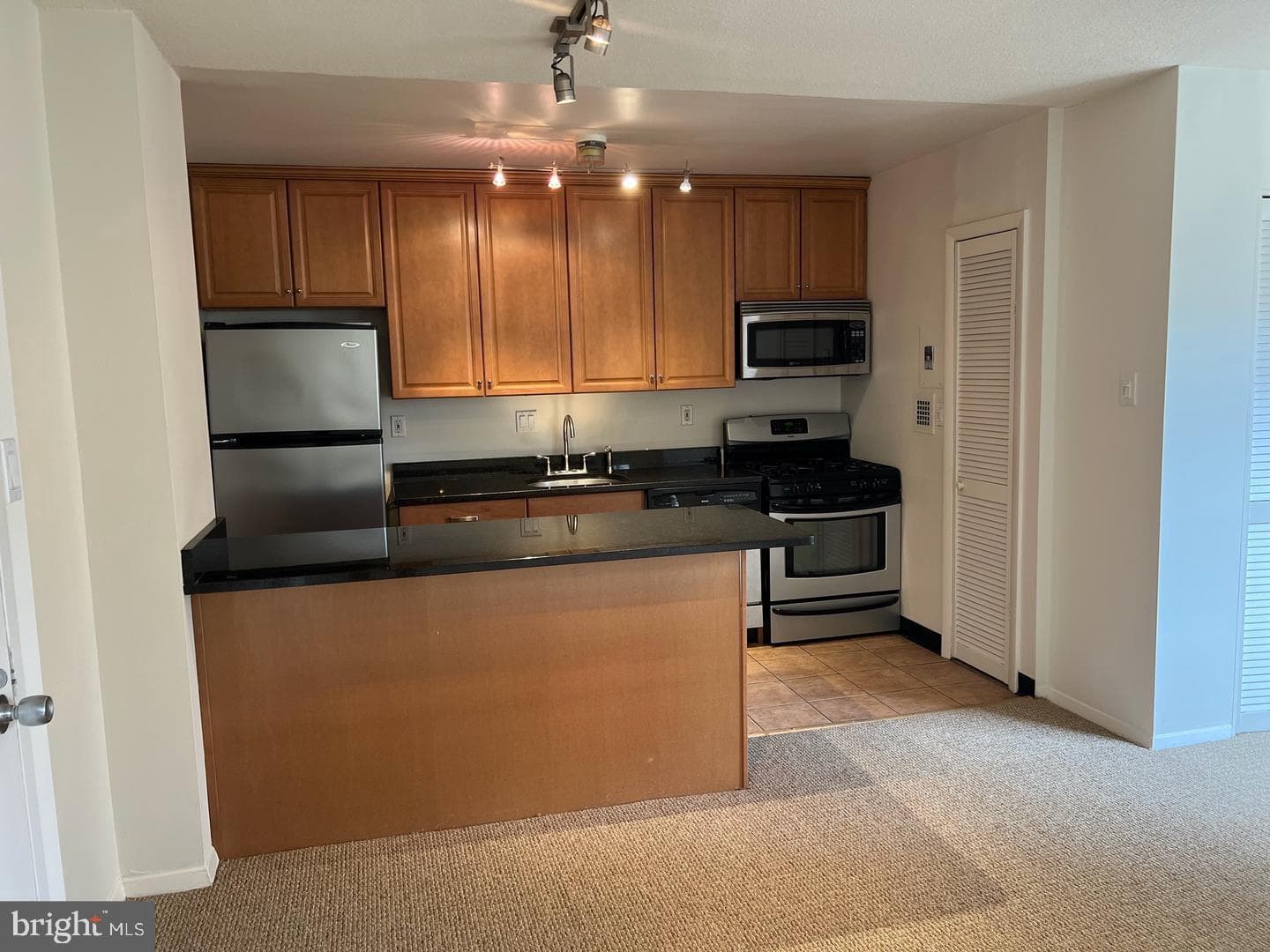 4515 Willard Avenue #602s photo 5